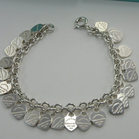 NEW Mini Heart Hoop Earrings Return to Tiffany & Co 925 Solid Sterling Silver - Picture 16 of 16